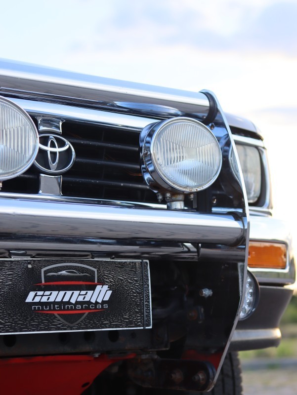 HILUX 2.8 SR5 4X4 CD 8V DIESEL 4P MANUAL - 1999 - ANTôNIO PRADO