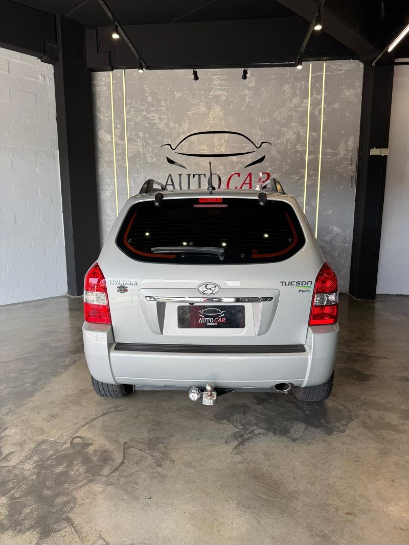 TUCSON 2.0 MPFI GLS 16V 143CV 2WD FLEX 4P AUTOMÁTICO - 2014 - CAXIAS DO SUL