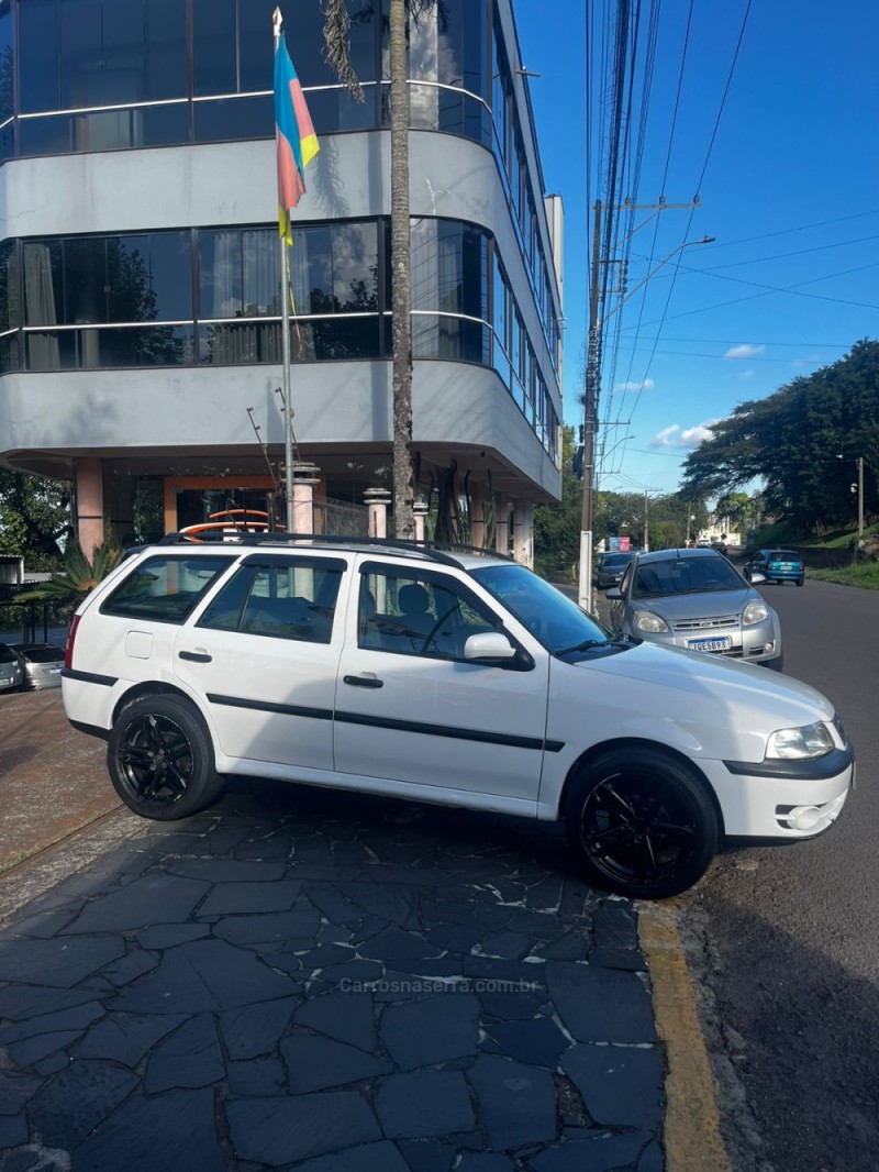 PARATI 1.8 MI 8V GASOLINA 4P MANUAL G.III - 2003 - CARLOS BARBOSA