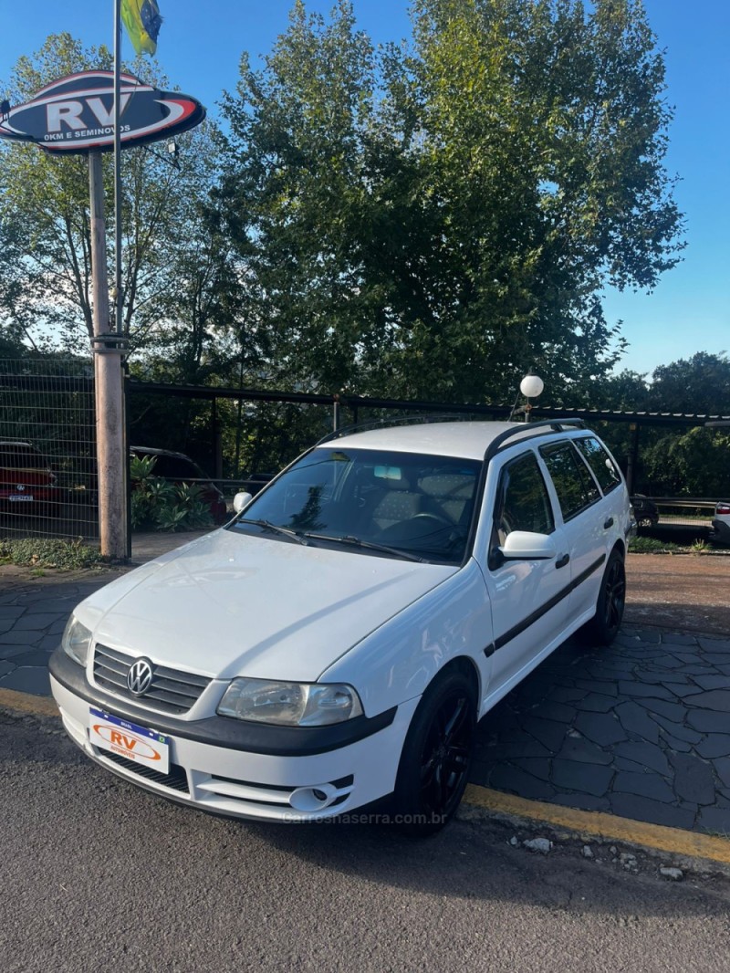 parati 1.8 mi 8v gasolina 4p manual g.iii 2003 carlos barbosa