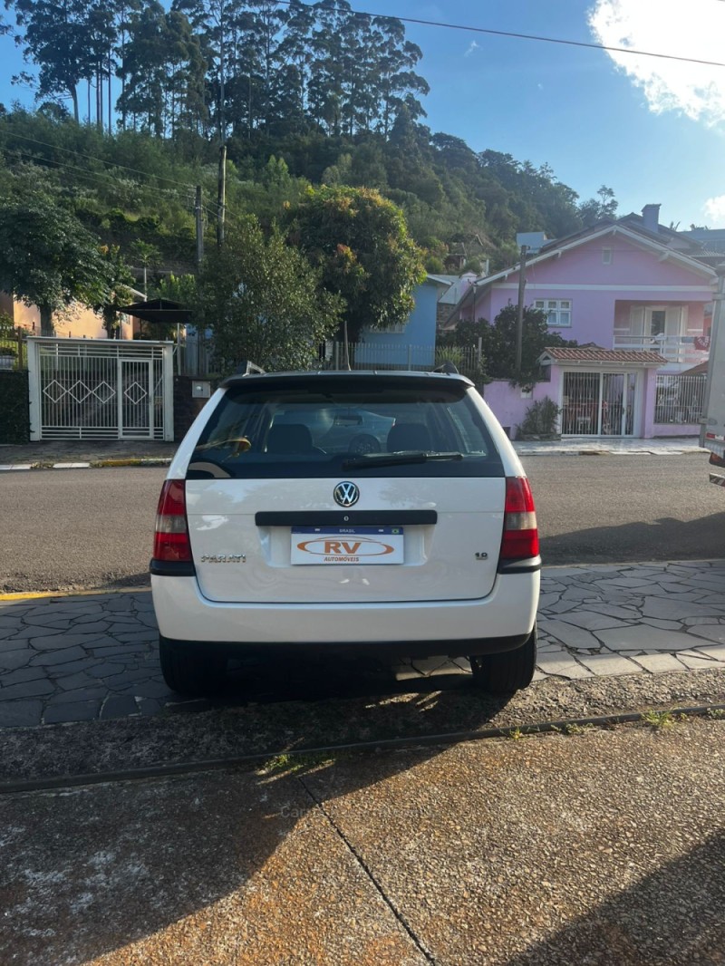 PARATI 1.8 MI 8V GASOLINA 4P MANUAL G.III - 2003 - CARLOS BARBOSA