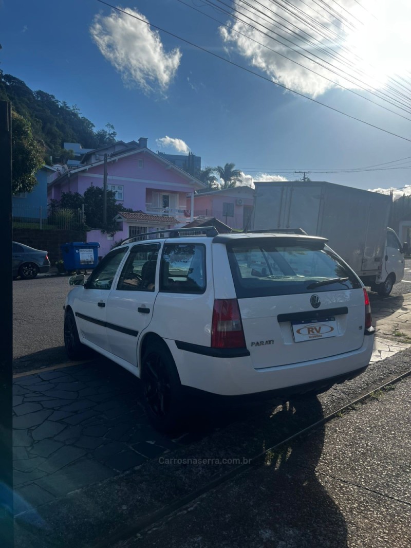 PARATI 1.8 MI 8V GASOLINA 4P MANUAL G.III - 2003 - CARLOS BARBOSA