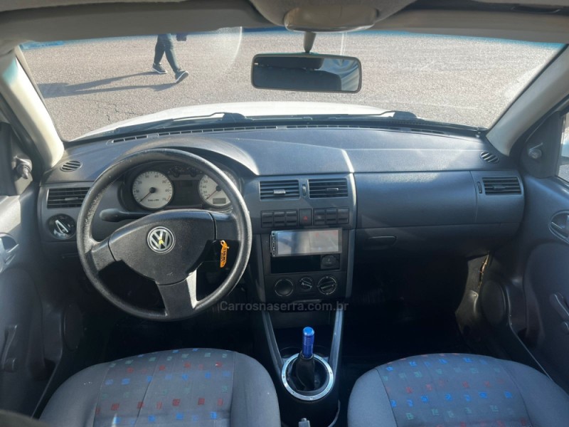 PARATI 1.8 MI 8V GASOLINA 4P MANUAL G.III - 2003 - CARLOS BARBOSA