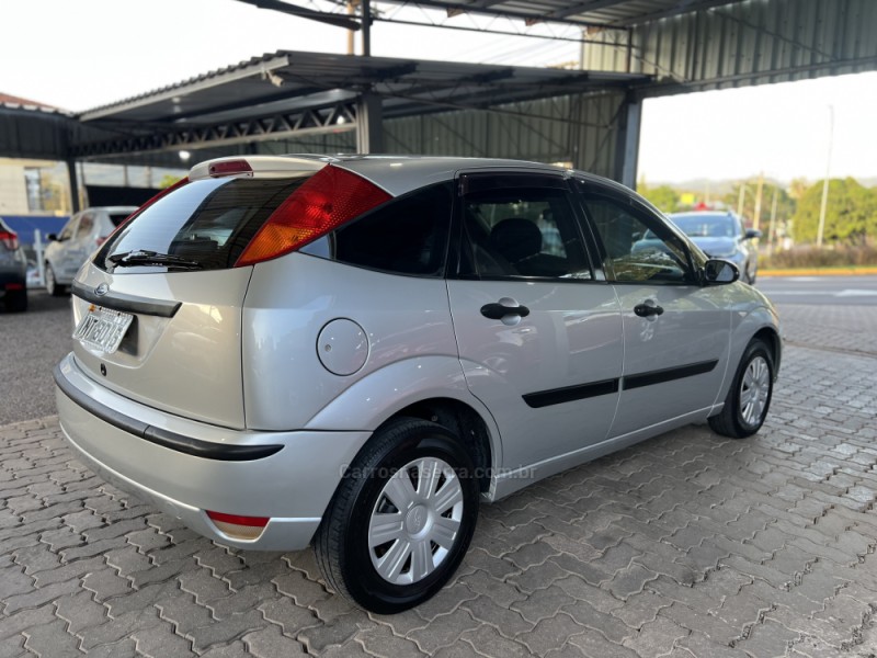 FOCUS 1.6 GL 8V GASOLINA 4P MANUAL - 2007 - BOM PRINCíPIO
