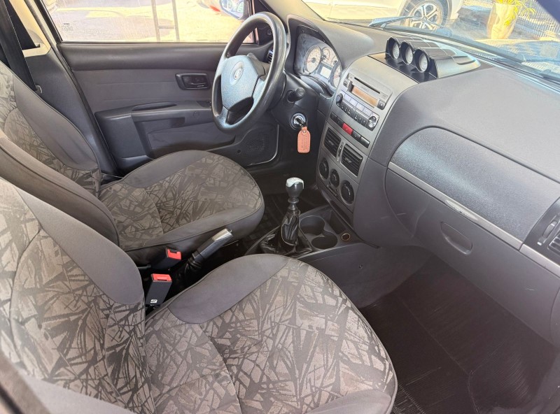 PALIO 1.8 MPI ADVENTURE WEEKEND 8V FLEX 4P MANUAL - 2009 - CANELA