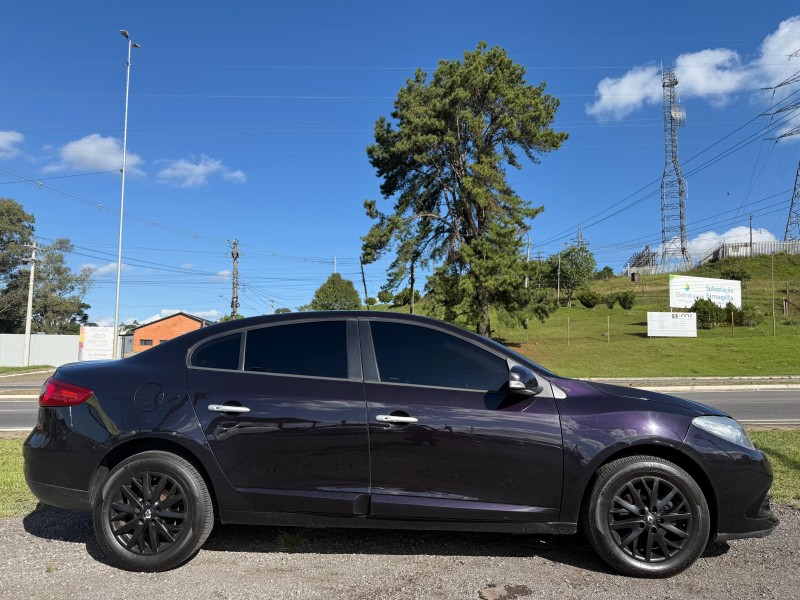 fluence 2.0 dynamique 16v flex 4p automatico 2016 farroupilha