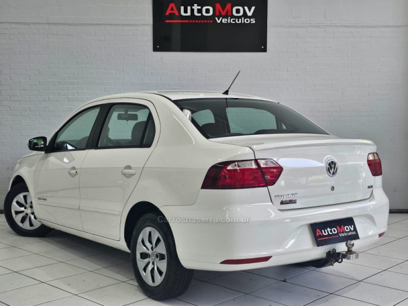 VOYAGE 1.6 MI COMFORTLINE 8V FLEX 4P MANUAL - 2015 - CAXIAS DO SUL