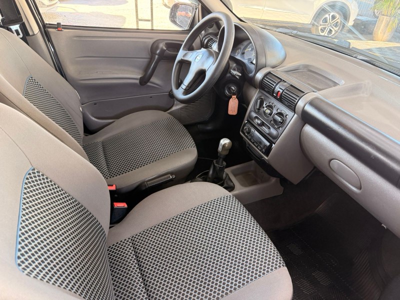 CLASSIC 1.0 MPFI LS 8V FLEX 4P MANUAL - 2011 - CANELA