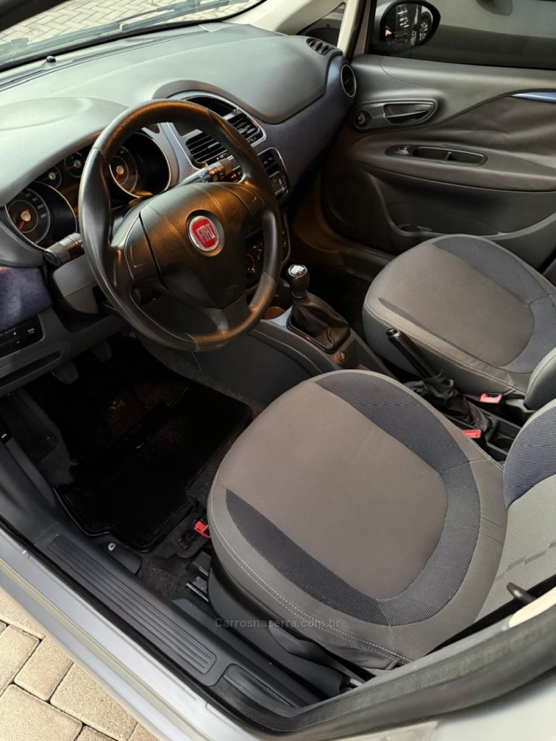 PUNTO 1.4 ATTRACTIVE 8V FLEX 4P MANUAL - 2014 - CAXIAS DO SUL