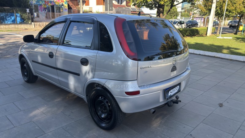 CORSA 1.8 MPFI 8V GASOLINA 4P MANUAL - 2002 - BENTO GONçALVES
