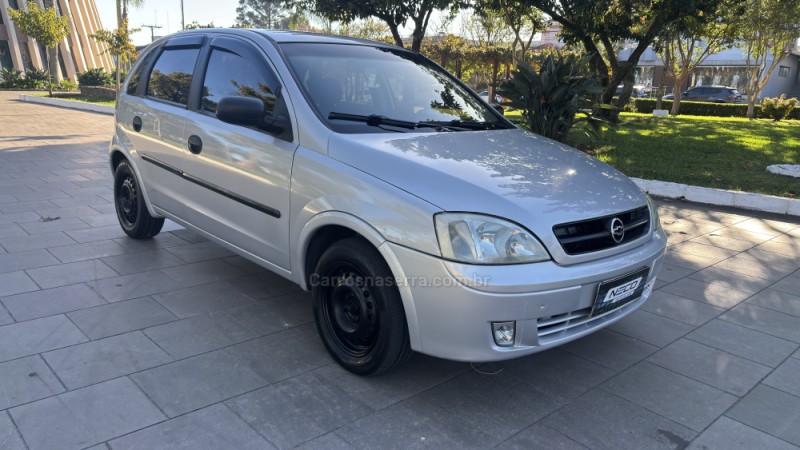 CORSA 1.8 MPFI 8V GASOLINA 4P MANUAL - 2002 - BENTO GONçALVES