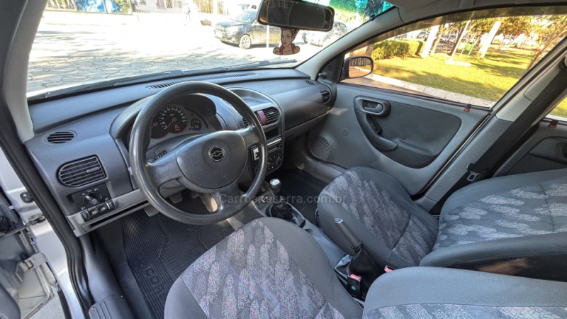 CORSA 1.8 MPFI 8V GASOLINA 4P MANUAL - 2002 - BENTO GONçALVES