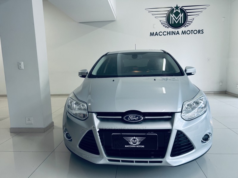 FOCUS 2.0 TITANIUM HATCH 16V FLEX 4P AUTOMÁTICO - 2015 - CAXIAS DO SUL