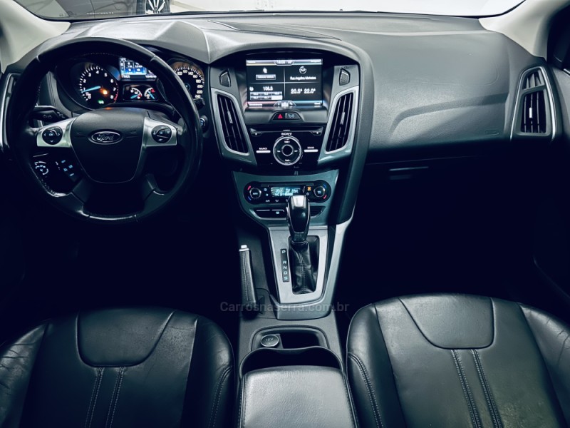 FOCUS 2.0 TITANIUM HATCH 16V FLEX 4P AUTOMÁTICO - 2015 - CAXIAS DO SUL