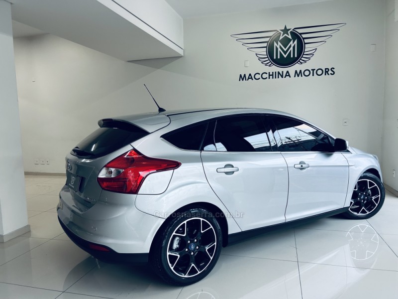 FOCUS 2.0 TITANIUM HATCH 16V FLEX 4P AUTOMÁTICO - 2015 - CAXIAS DO SUL