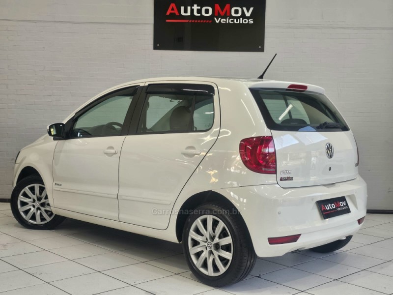 FOX 1.6 MI 8V FLEX 4P MANUAL - 2013 - CAXIAS DO SUL