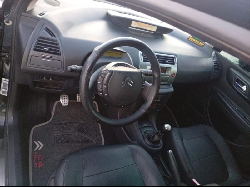 C4 2.0 EXCLUSIVE 16V FLEX 4P MANUAL - 2011 - FARROUPILHA