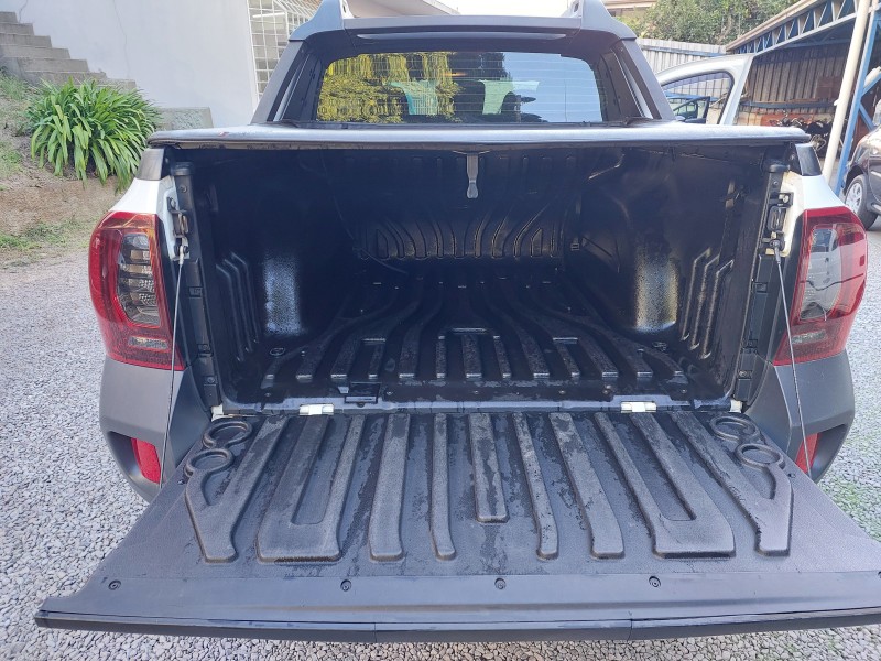 DUSTER OROCH 1.6 16V FLEX EXPRESSION 4P MANUAL - 2018 - BENTO GONçALVES