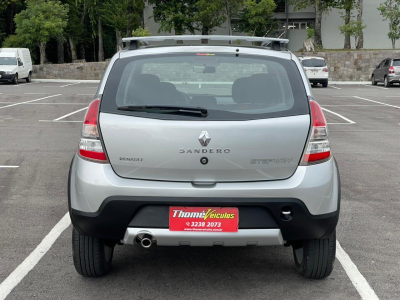 SANDERO 1.6 STEPWAY 8V FLEX 4P MANUAL - 2014 - CAXIAS DO SUL