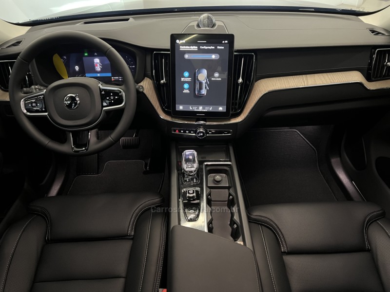 XC60 2.0 T8 ULTRA DARK AWD HÍBRIDO 4P AUTOMÁTICO - 2026 - FLORES DA CUNHA