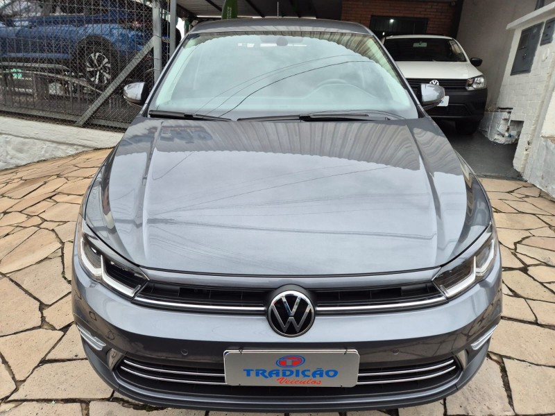 POLO 1.0	200 TSI HIGHLINE AUTOMÁTICO  - 2023 - CAXIAS DO SUL