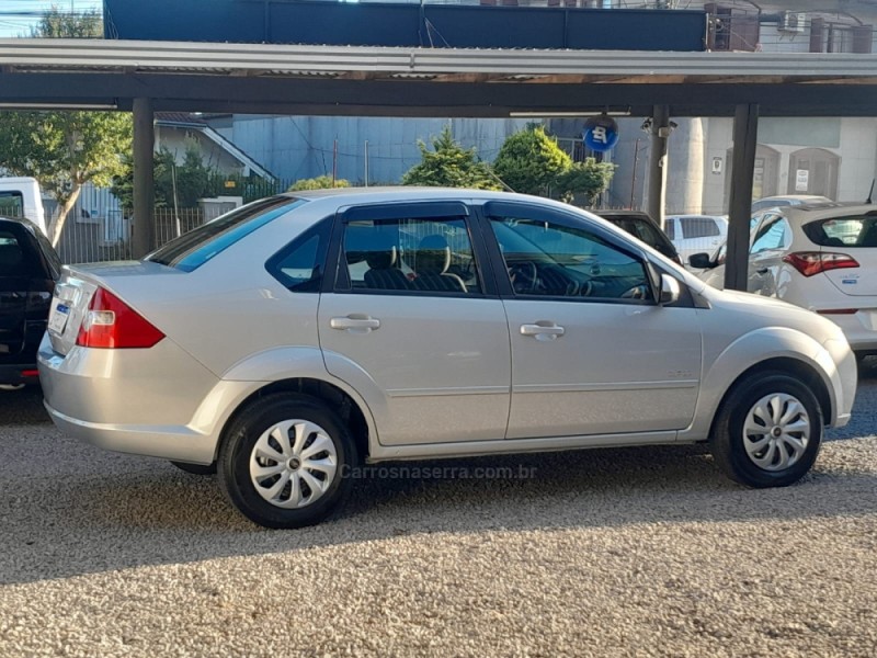 FIESTA 1.6 MPI CLASS SEDAN 8V FLEX 4P MANUAL - 2009 - FARROUPILHA
