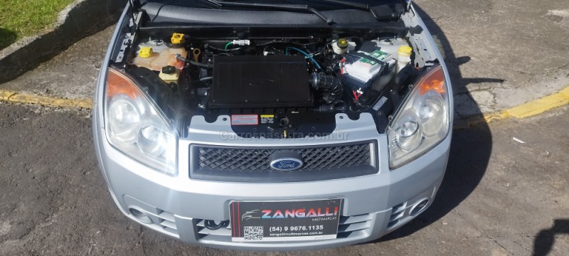 FIESTA 1.6 MPI CLASS SEDAN 8V FLEX 4P MANUAL - 2009 - FARROUPILHA