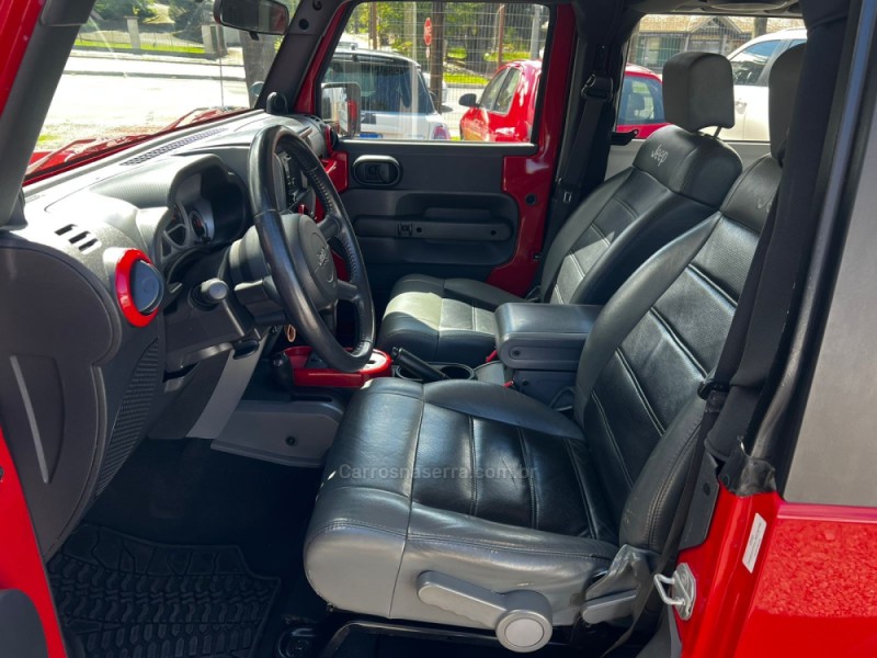 WRANGLER 3.8 UNLIMITED SPORT 4X4 CAPOTA DUPLA V6 GASOLINA 2P AUTOMÁTICO - 2010 - CANELA