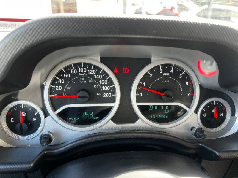 WRANGLER 3.8 UNLIMITED SPORT 4X4 CAPOTA DUPLA V6 GASOLINA 2P AUTOMÁTICO - 2010 - CANELA