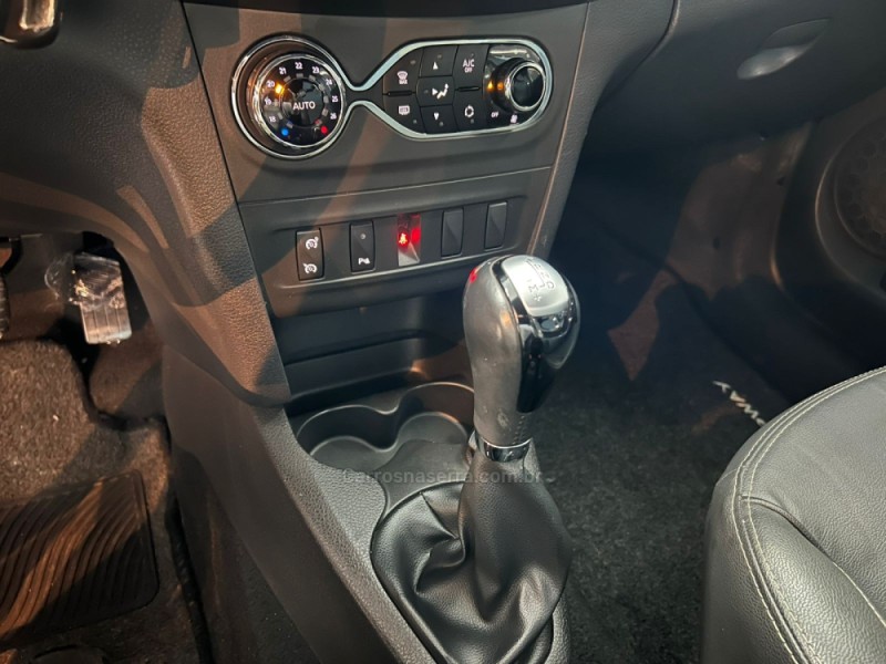 SANDERO 1.6 STEPWAY ICONIC X-TRONIC 16V FLEX 4P AUTOMÁTICO - 2023 - CAXIAS DO SUL