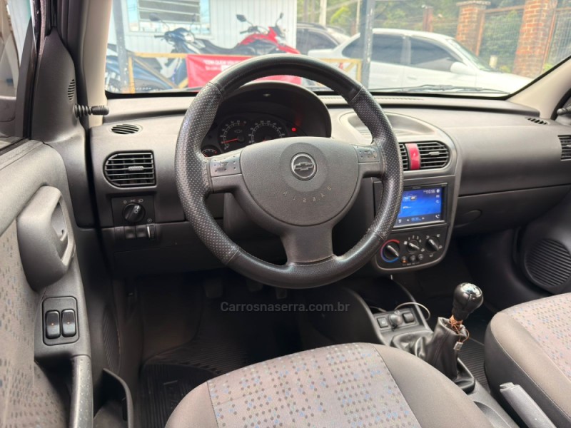 CORSA 1.4 MPFI MAXX 8V FLEX 4P MANUAL - 2012 - CANELA
