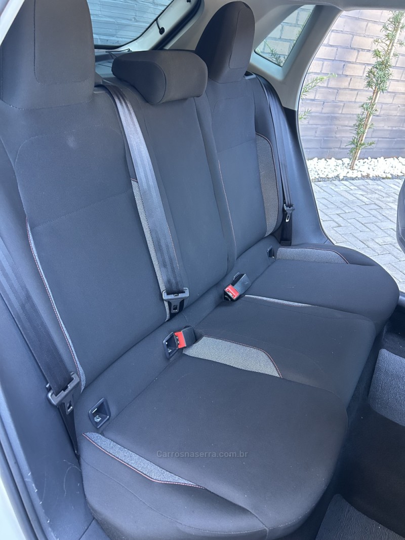 POLO 1.0 MPI TRACK 4P MANUAL - 2025 - CARAZINHO