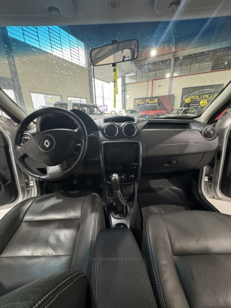 DUSTER 1.6 DYNAMIQUE 4X2 16V FLEX 4P MANUAL - 2013 - CAXIAS DO SUL