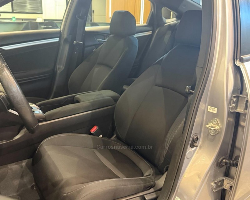 CIVIC 2.0 SEDAN SPORT 16V FLEX 4P AUTOMÁTICO - 2017 - GARIBALDI