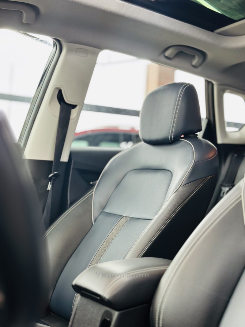 TRACKER 1.2 12V PREMIER TURBO FLEX 4P AUTOMÁTICO - 2024 - CANELA