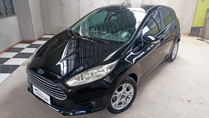 fiesta 1.6 se hatch 16v flex 4p automatico 2014 caxias do sul