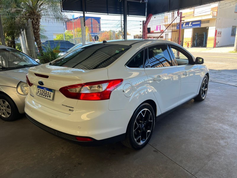FOCUS 2.0 TITANIUM SEDAN 16V FLEX 4P AUTOMÁTICO - 2015 - CAXIAS DO SUL