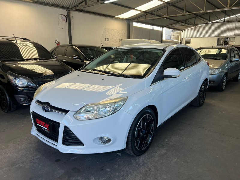 focus 2.0 titanium sedan 16v flex 4p automatico 2015 caxias do sul