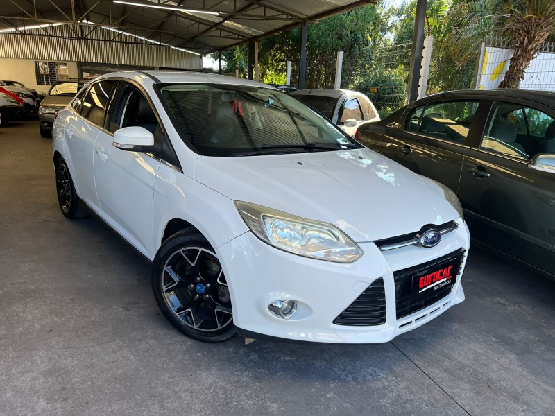 FOCUS 2.0 TITANIUM SEDAN 16V FLEX 4P AUTOMÁTICO - 2015 - CAXIAS DO SUL