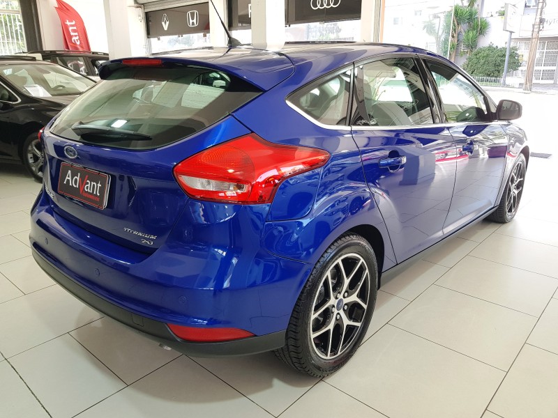 FOCUS 2.0 TITANIUM HATCH 16V FLEX 4P AUTOMÁTICO - 2016 - CAXIAS DO SUL