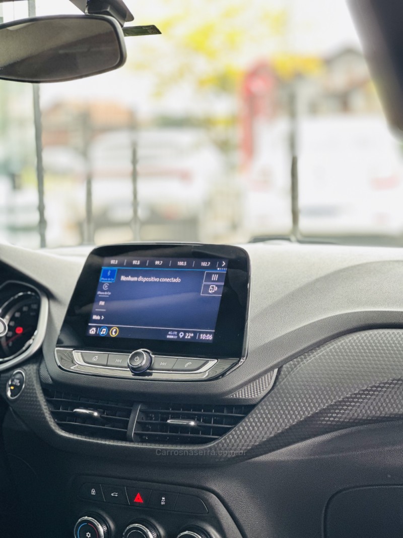 ONIX 1.0	LTZ PLUS 8V TURBO FLEX 4P AUTOMÁTICO - 2024 - CANELA