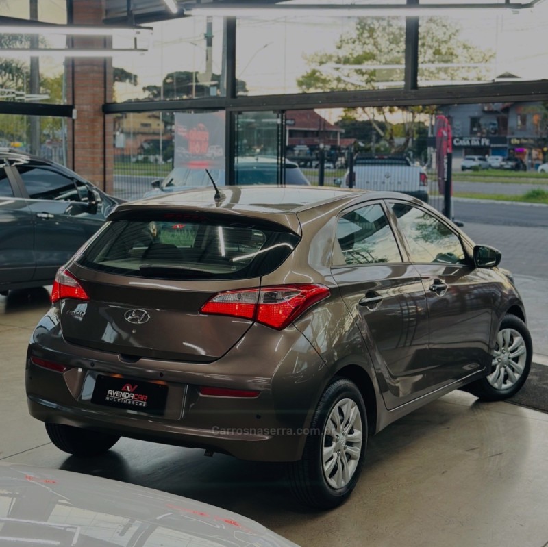 HB20 1.0 COMFORT 12V FLEX 4P MANUAL - 2018 - CANELA