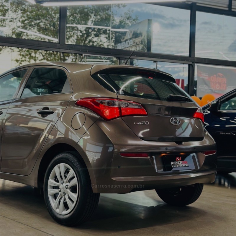 HB20 1.0 COMFORT 12V FLEX 4P MANUAL - 2018 - CANELA