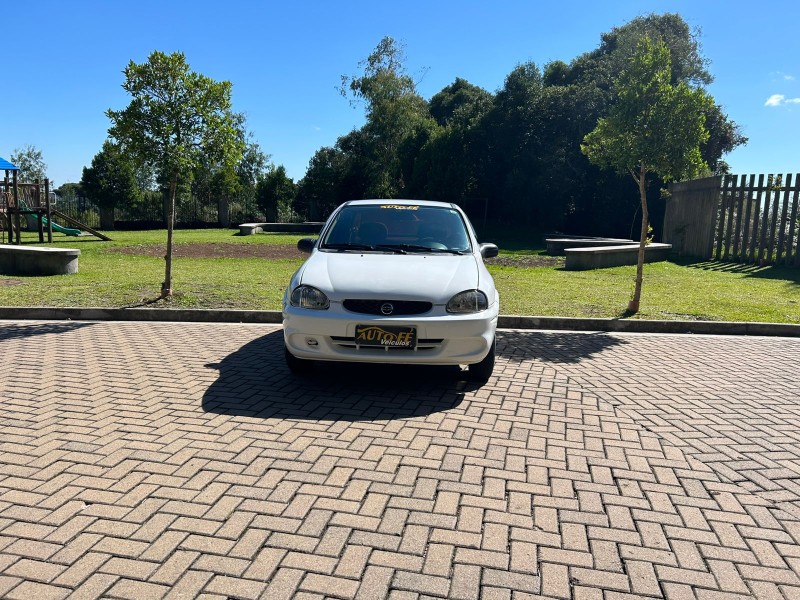 CLASSIC 1.0 MPFI LIFE 8V FLEX 4P MANUAL - 2008 - CANELA