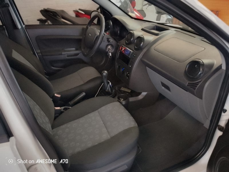 FIESTA 1.0 MPI CLASS HATCH 8V FLEX 4P MANUAL - 2013 - CAXIAS DO SUL