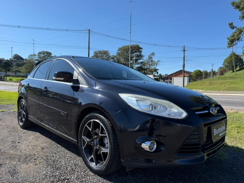 FOCUS 2.0 TITANIUM SEDAN 16V FLEX 4P AUTOMÁTICO - 2015 - FARROUPILHA