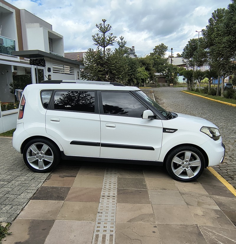 SOUL 1.6 EX 16V FLEX 4P AUTOMÁTICO - 2011 - FARROUPILHA