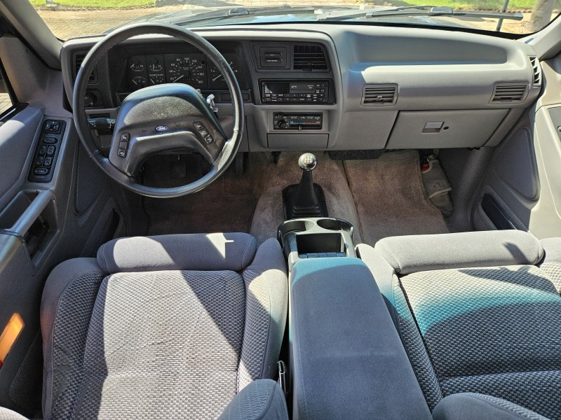 EXPLORER 4.0 XLT 4X4 V6 GASOLINA 4P MANUAL - 1994 - BOM PRINCíPIO