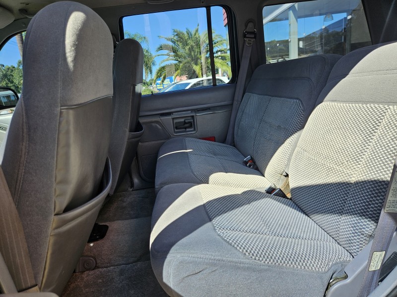 EXPLORER 4.0 XLT 4X4 V6 GASOLINA 4P MANUAL - 1994 - BOM PRINCíPIO