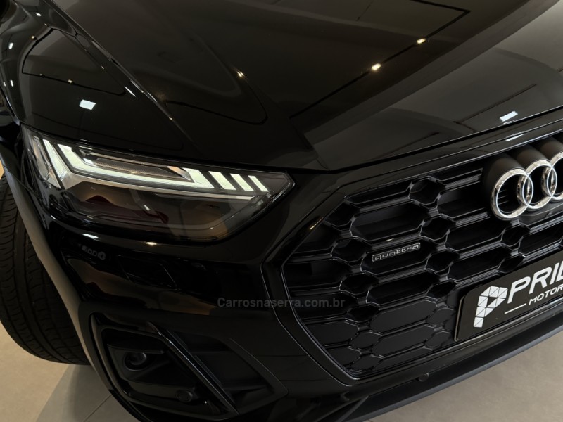 Q5 2.0 TFSI S LINE BLACK QUATTRO S TRONIC GASOLINA 4P - 2023 - CAXIAS DO SUL